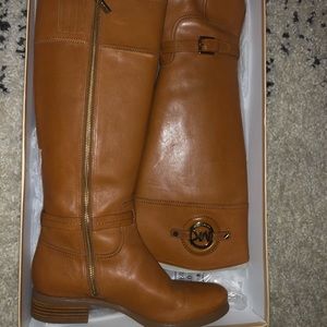 Michael Kors Stockard Boot Women’s 9